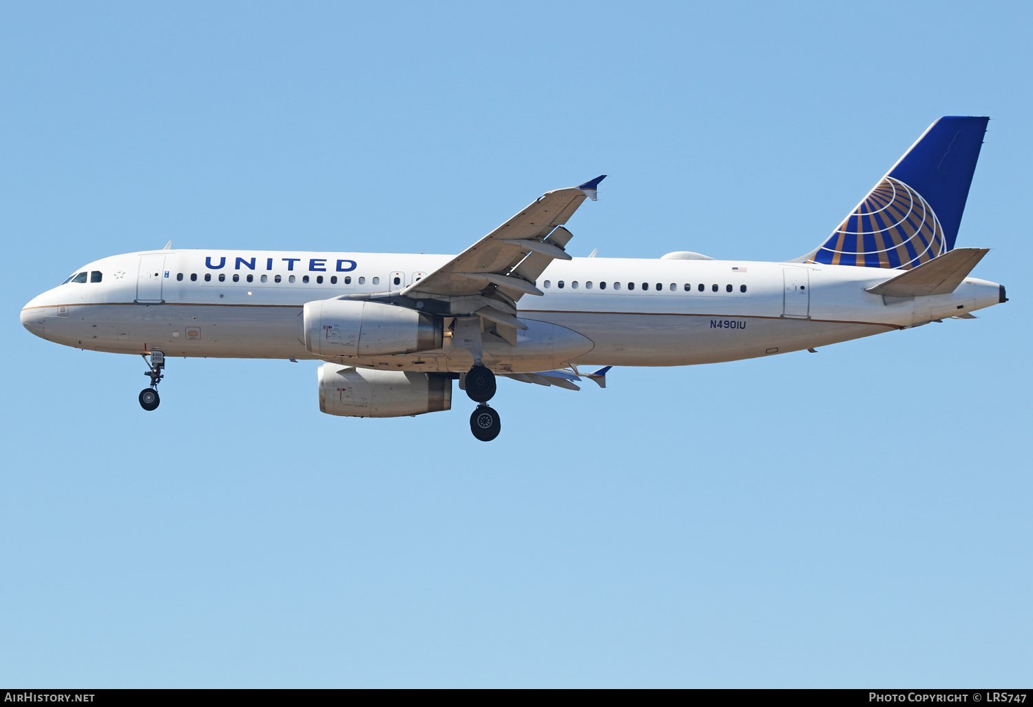 Aircraft Photo of N4901U | Airbus A320-232 | United Airlines | AirHistory.net #481262