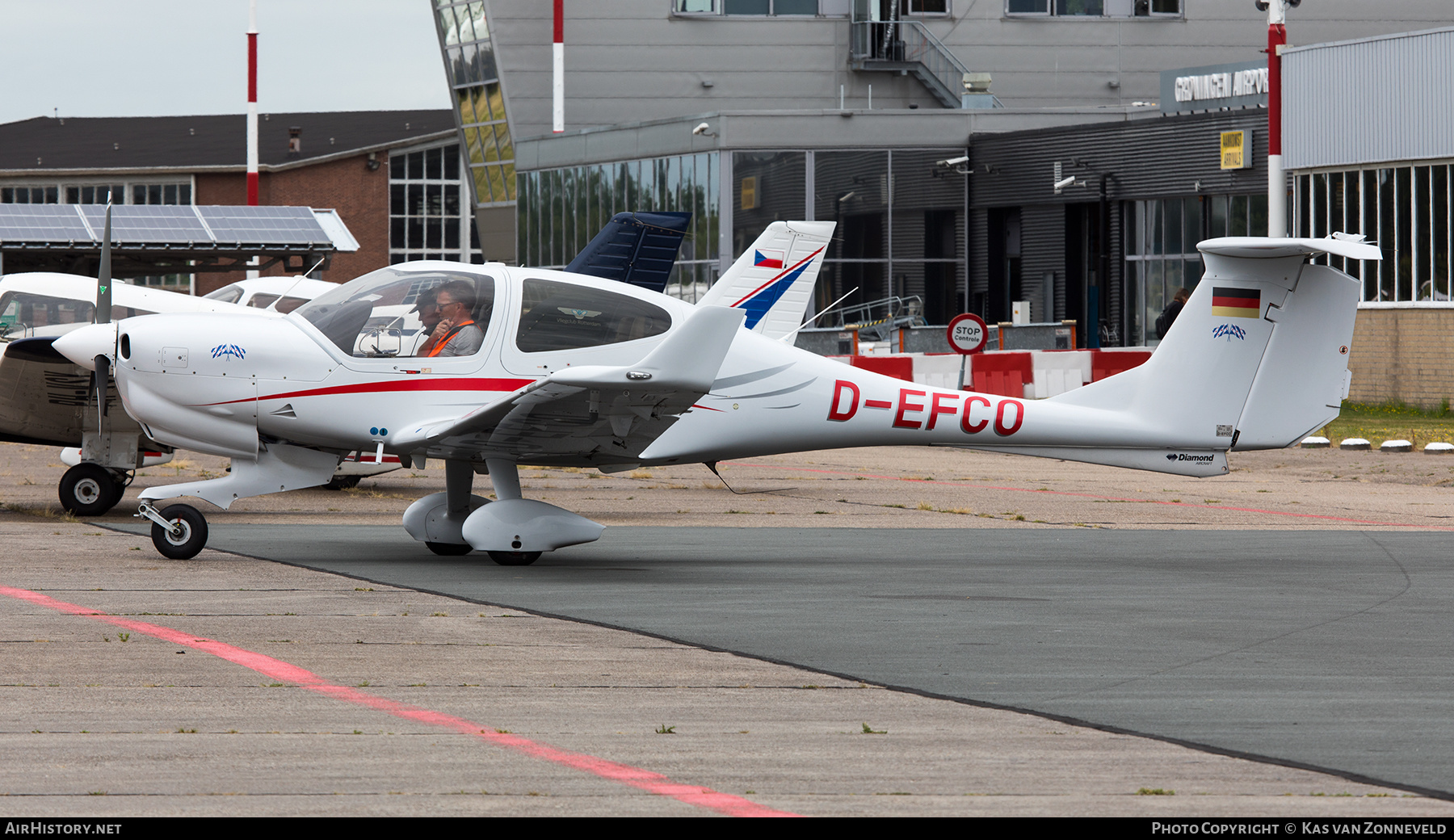 Aircraft Photo of D-EFCO | Diamond DA40 NG Diamond Star | AirHistory.net #481271