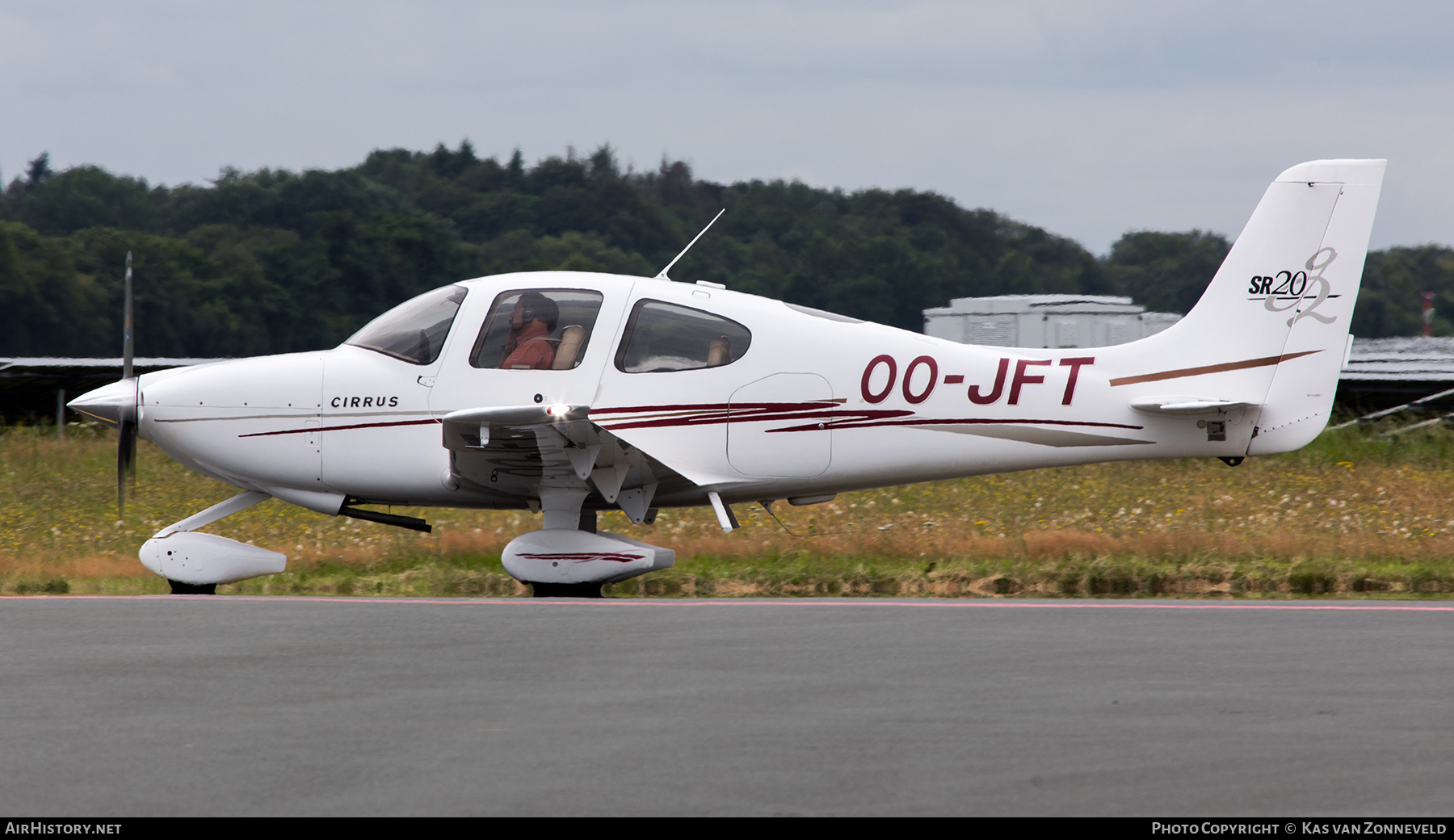 Aircraft Photo of OO-JFT | Cirrus SR-20 G2 | AirHistory.net #481272