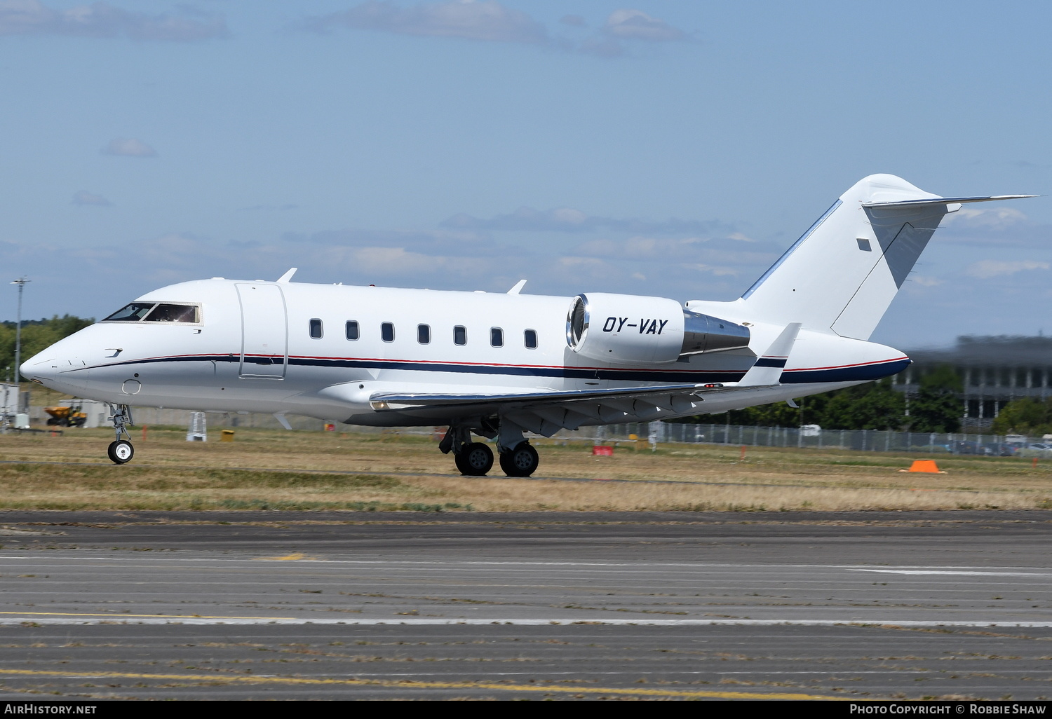 Aircraft Photo of OY-VAY | Bombardier Challenger 605 (CL-600-2B16) | AirHistory.net #481310