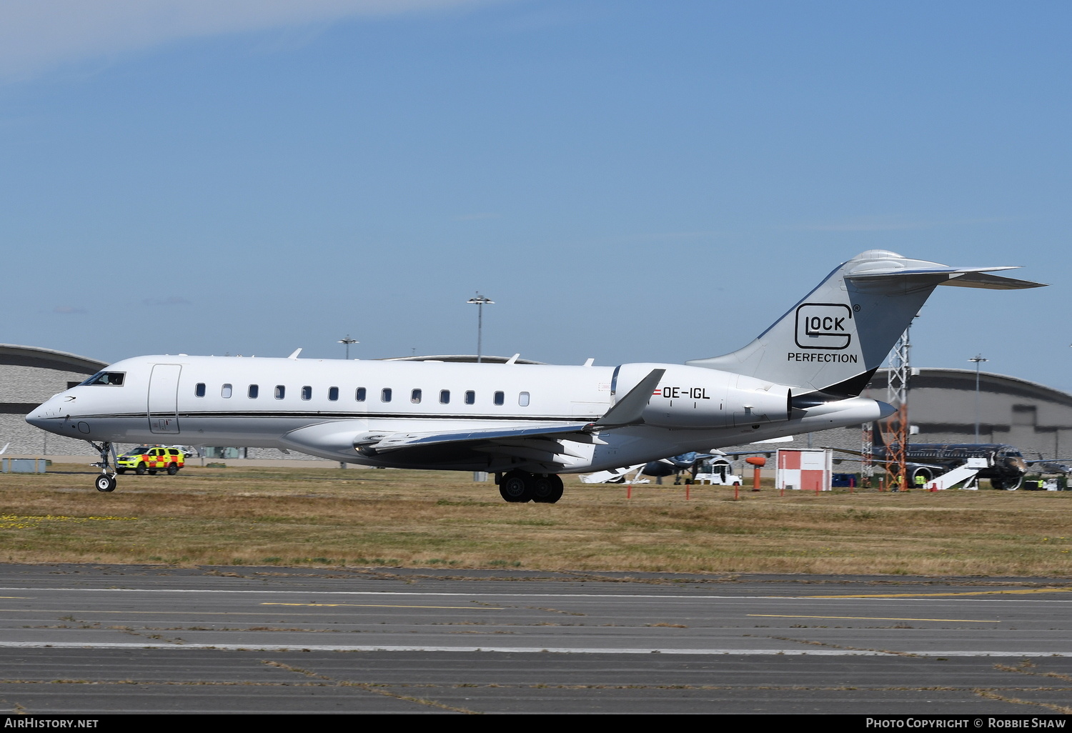 Aircraft Photo of OE-IGL | Bombardier Global 6000 (BD-700-1A10) | Glock Aviation | AirHistory.net #481327