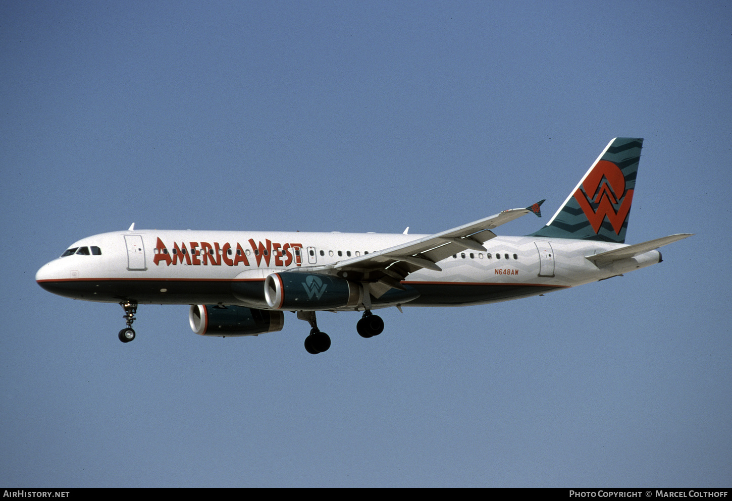Aircraft Photo of N648AW | Airbus A320-232 | America West Airlines | AirHistory.net #481383