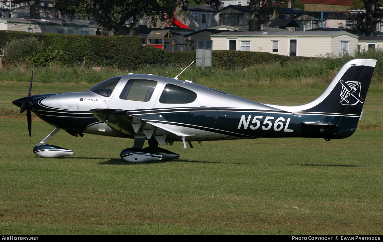 Aircraft Photo of N556L | Cirrus SR-22 G1 | AirHistory.net #481425