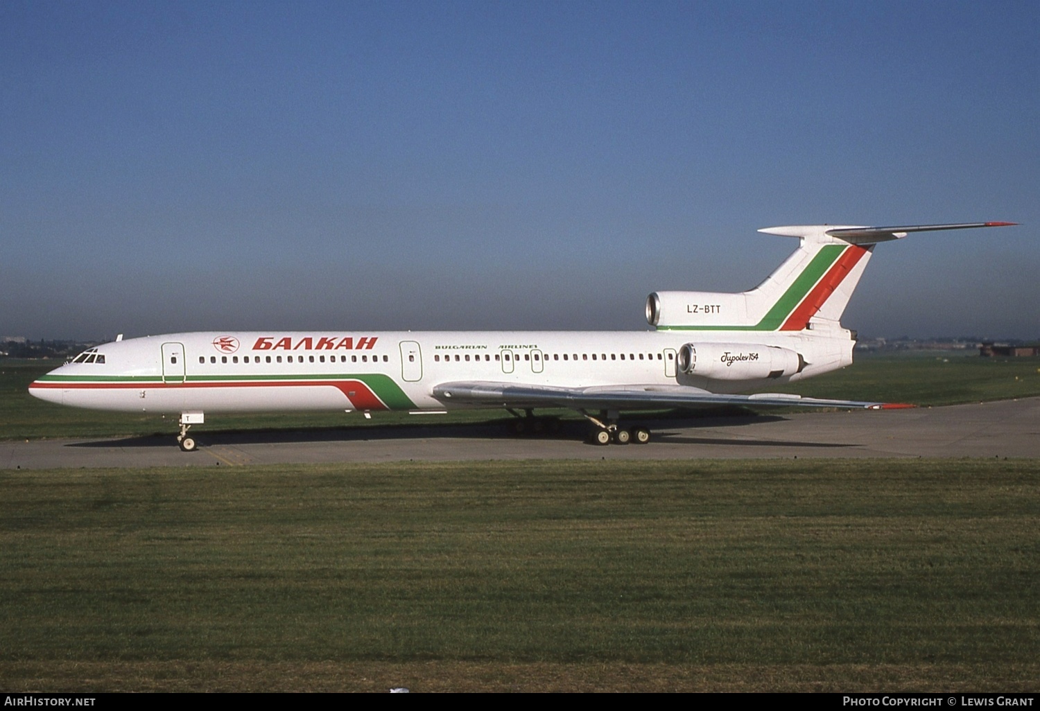 Aircraft Photo of LZ-BTT | Tupolev Tu-154B-2 | Balkan - Bulgarian Airlines | AirHistory.net #481442