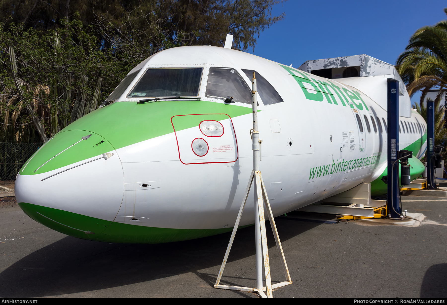 Aircraft Photo of D4-CBQ | ATR ATR-42-320 | Binter Canarias | AirHistory.net #481483