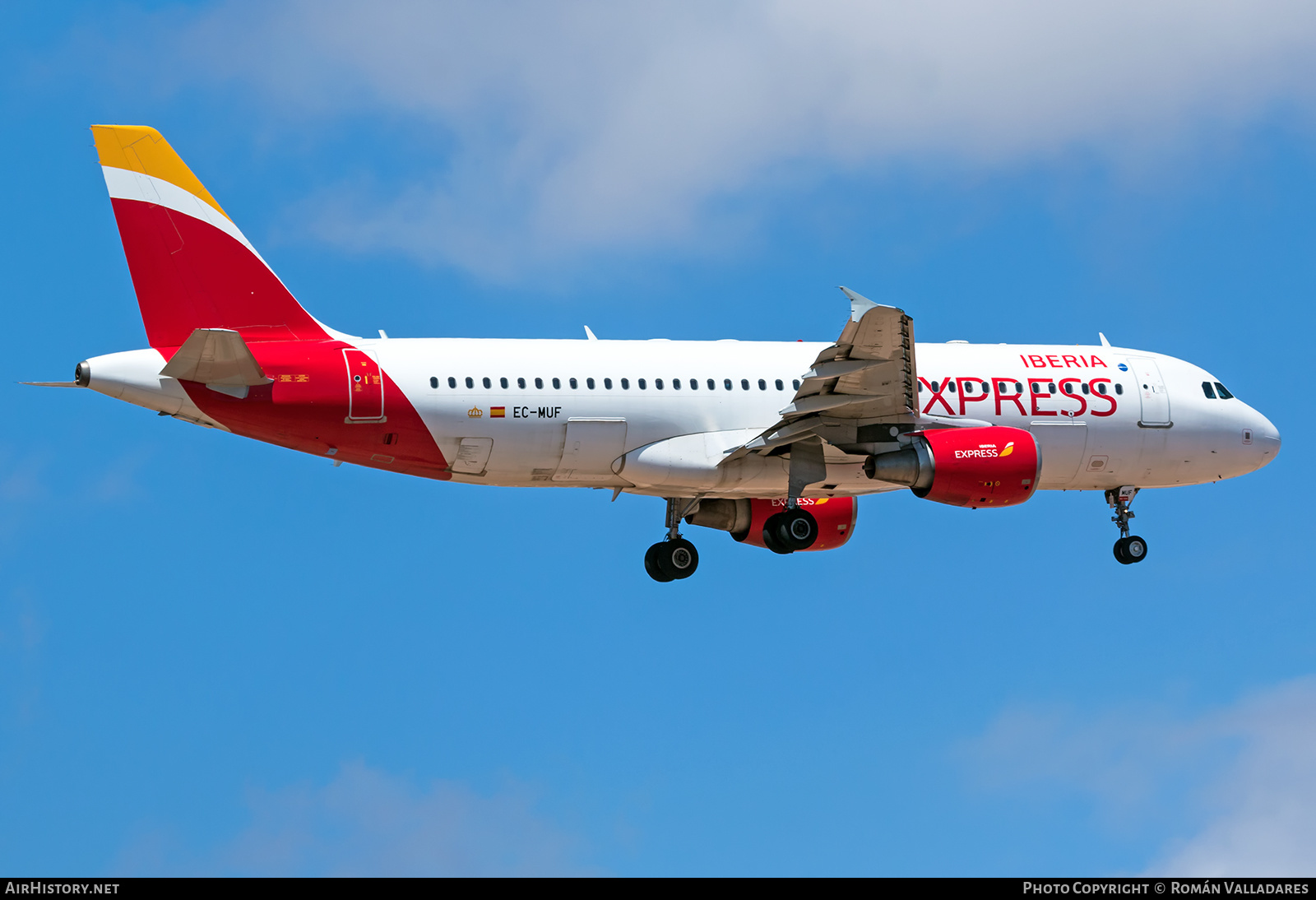 Aircraft Photo of EC-MUF | Airbus A320-214 | Iberia Express | AirHistory.net #481510