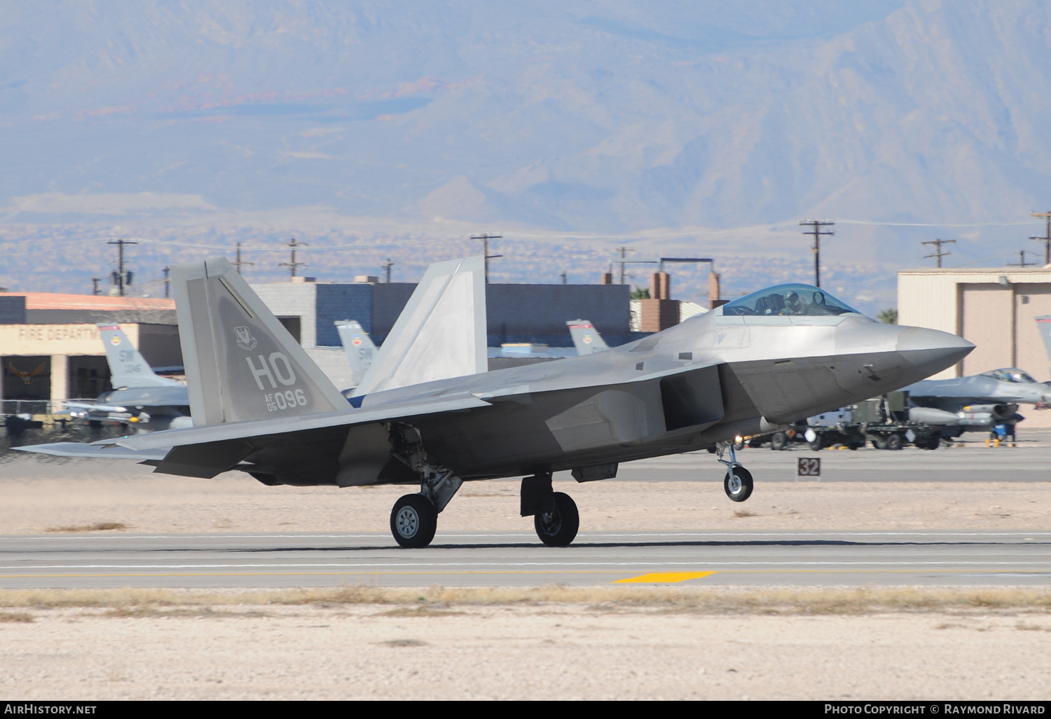 Aircraft Photo of 05-4096 / AF05-096 | Lockheed Martin F-22A Raptor | USA - Air Force | AirHistory.net #481526