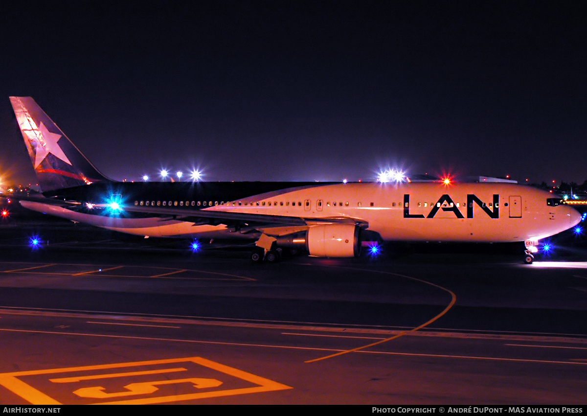 Aircraft Photo of CC-CZT | Boeing 767-316/ER | LAN Airlines - Línea Aérea Nacional | AirHistory.net #481538