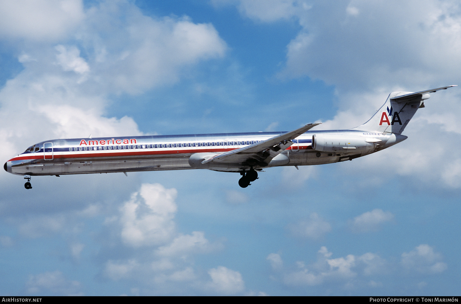 Aircraft Photo of N448AA | McDonnell Douglas MD-82 (DC-9-82) | American Airlines | AirHistory.net #481563