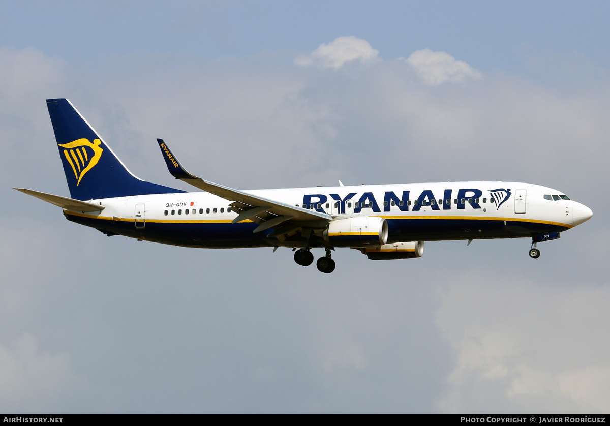 Aircraft Photo of 9H-QDV | Boeing 737-800 | Ryanair | AirHistory.net #481584
