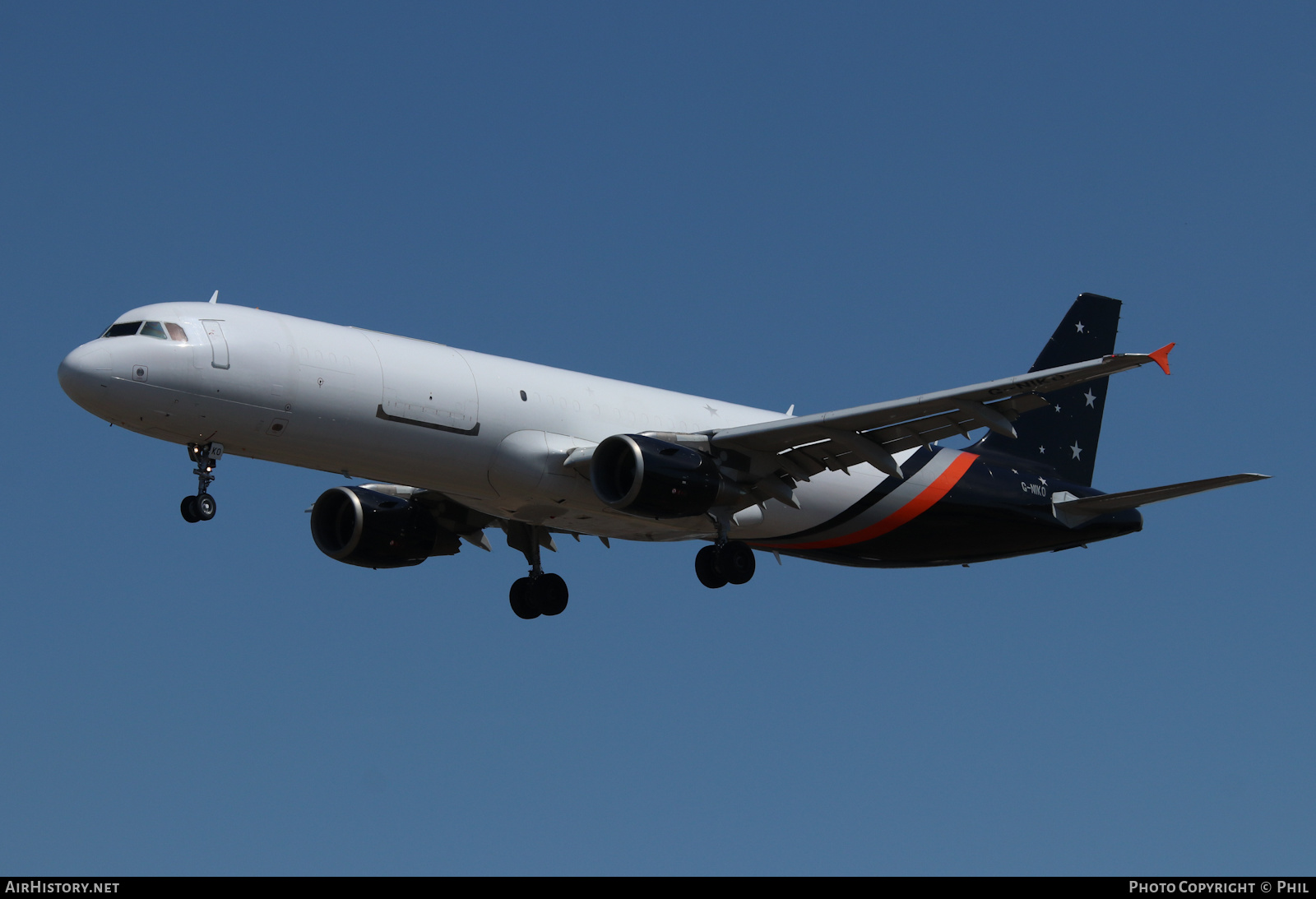Aircraft Photo of G-NIKO | Airbus A321-211/P2F | Titan Airways | AirHistory.net #481618