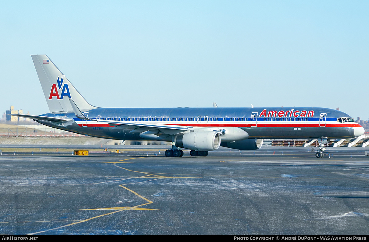 Aircraft Photo of N623AA | Boeing 757-223 | American Airlines | AirHistory.net #481701
