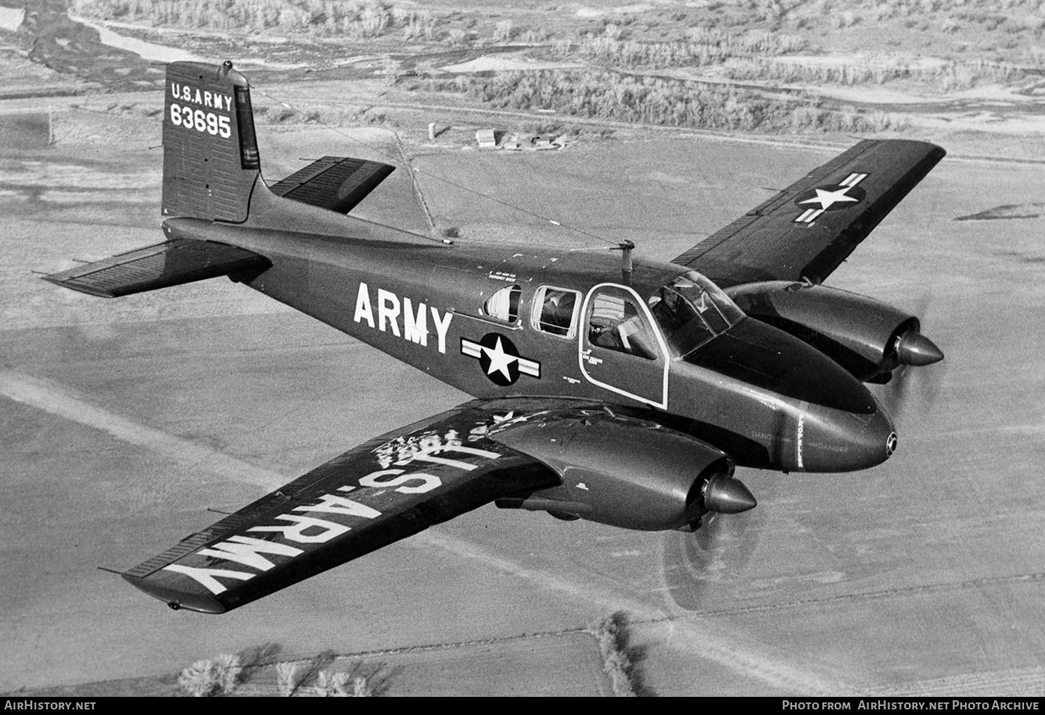 Aircraft Photo of 56-3695 / 63695 | Beech L-23D Seminole (50) | USA - Army | AirHistory.net #481715