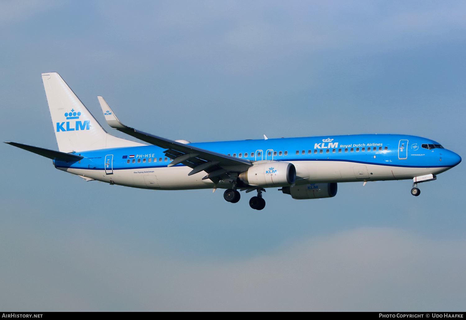 Aircraft Photo of PH-HSE | Boeing 737-8K2 | KLM - Royal Dutch Airlines | AirHistory.net #481744