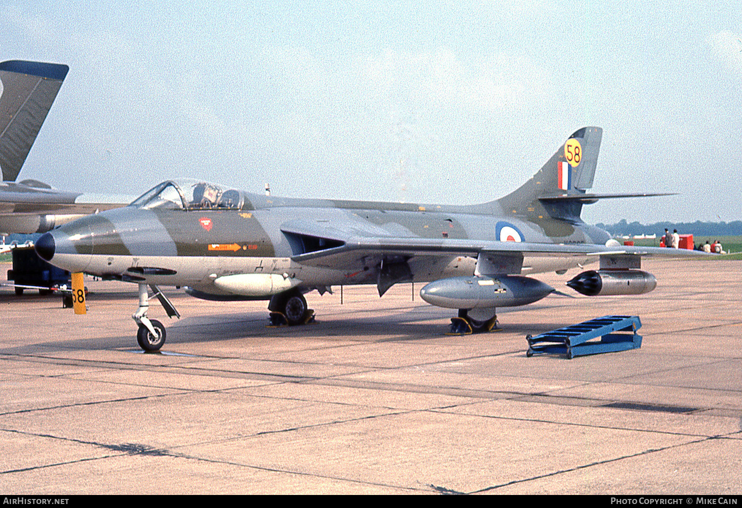 Aircraft Photo of XG225 | Hawker Hunter F6 | UK - Air Force | AirHistory.net #481788
