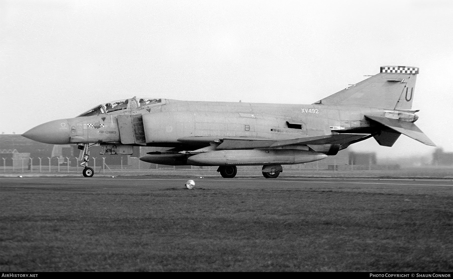 Aircraft Photo of XV492 | McDonnell Douglas F-4M Phantom FGR2 | UK - Air Force | AirHistory.net #481899