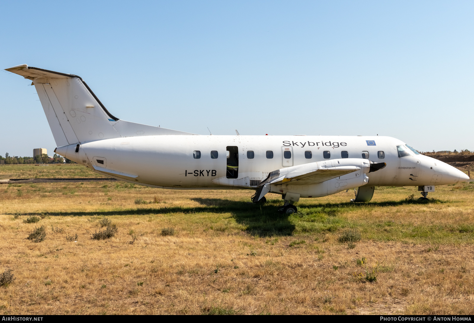 Aircraft Photo of I-SKYB | Embraer EMB-120 Brasilia | Skybridge AirOps | AirHistory.net #481902