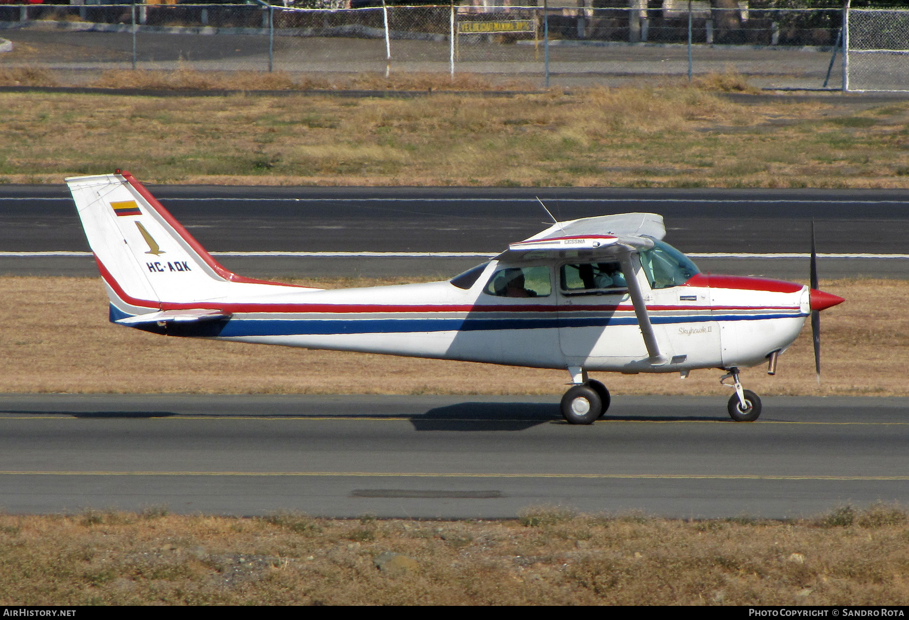 Aircraft Photo of HC-AQK | Cessna 172K | AirHistory.net #481913