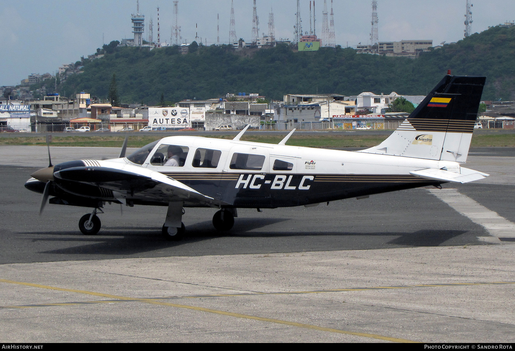 Aircraft Photo of HC-BLC | Piper PA-34-220T Seneca III | Aviandina | AirHistory.net #481919