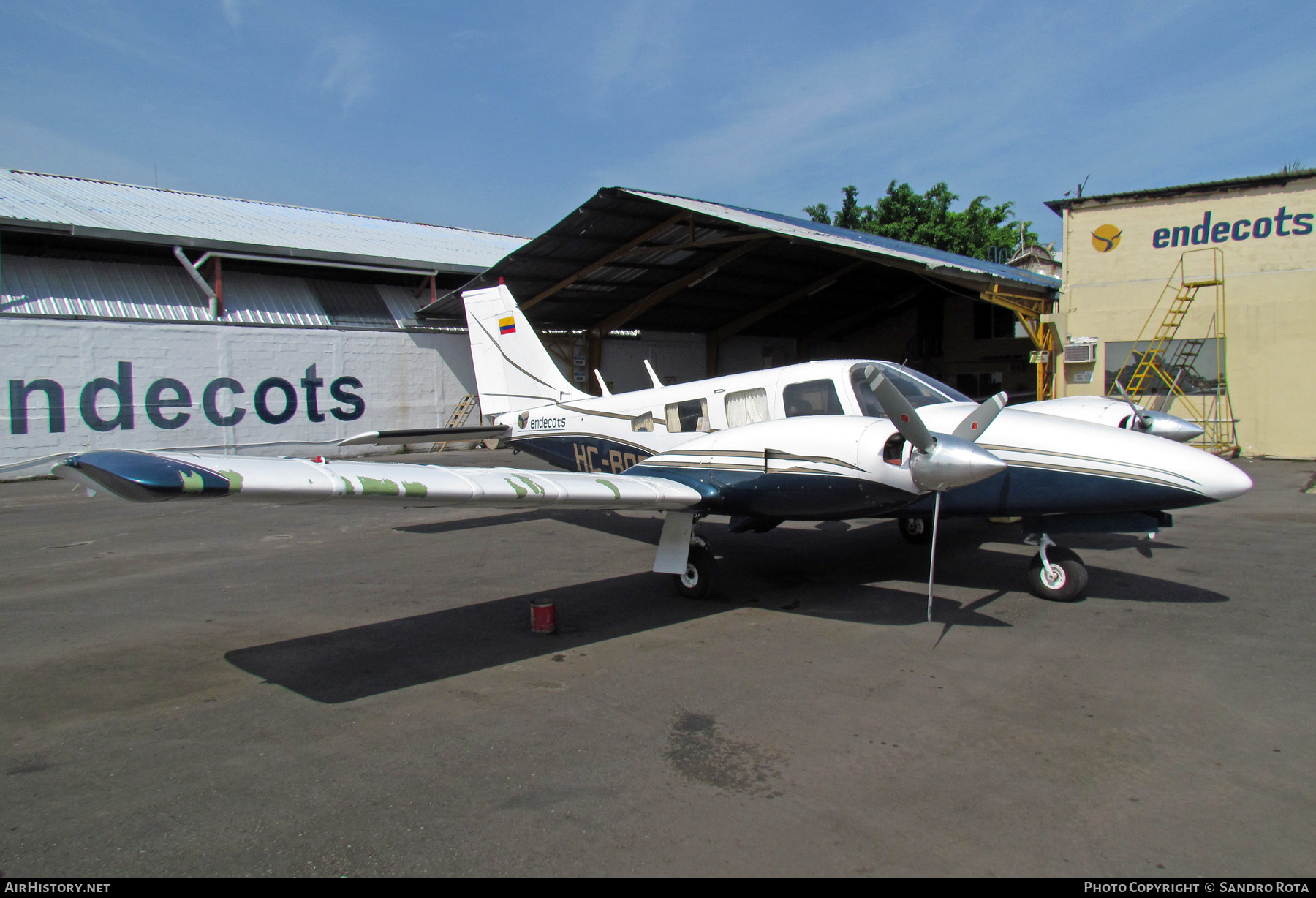 Aircraft Photo of HC-BQF | Piper PA-34-200T Seneca II | Endecots Servicios Aereos | AirHistory.net #481921
