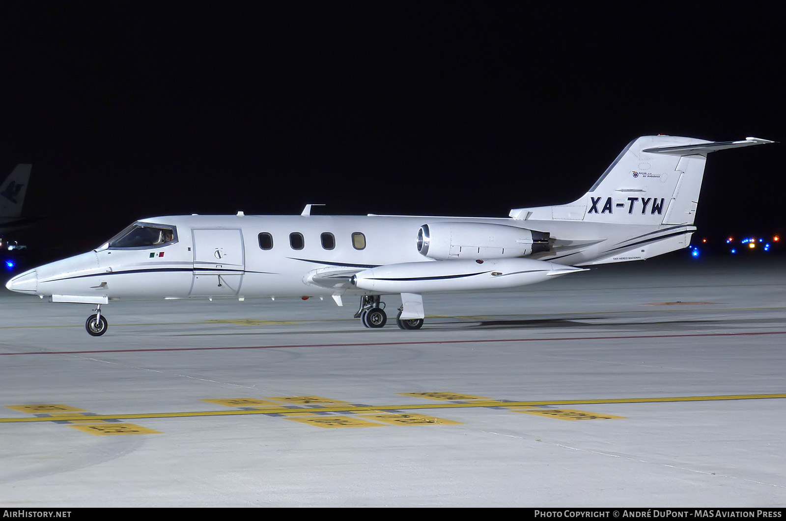 Aircraft Photo of XA-TYW | Gates Learjet 25G | AirHistory.net #481989