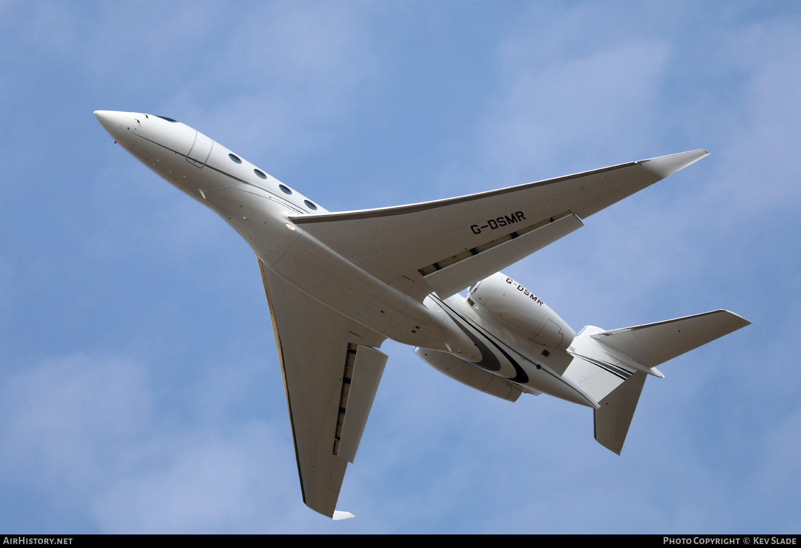 Aircraft Photo of G-DSMR | Gulfstream Aerospace G650 (G-VI) | AirHistory.net #482018