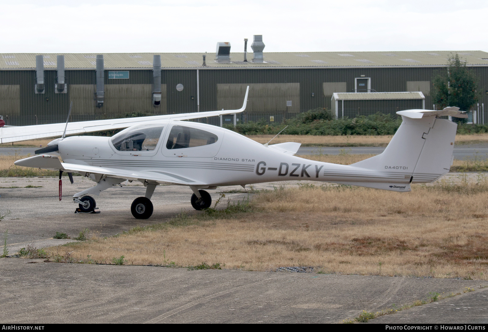 Aircraft Photo of G-DZKY | Diamond DA40D Diamond Star TDI | AirHistory.net #482274