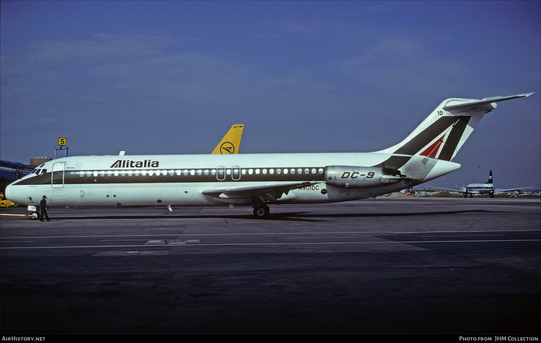 Aircraft Photo of N901DC | McDonnell Douglas DC-9-32 | Alitalia | AirHistory.net #482334