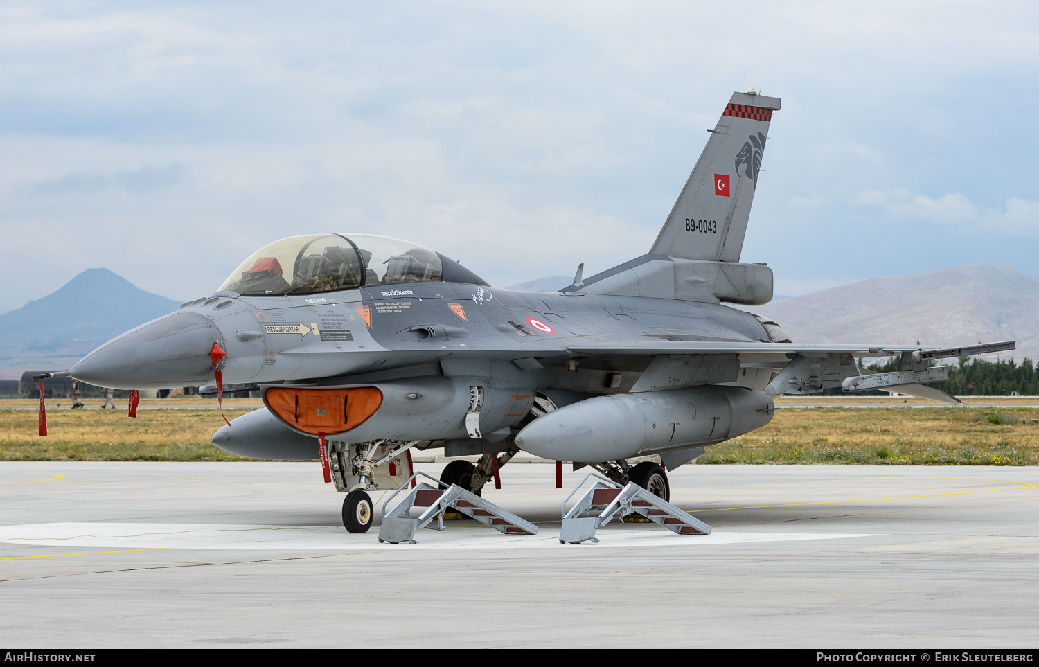 Aircraft Photo of 89-0043 | General Dynamics F-16D Fighting Falcon | Turkey - Air Force | AirHistory.net #482356