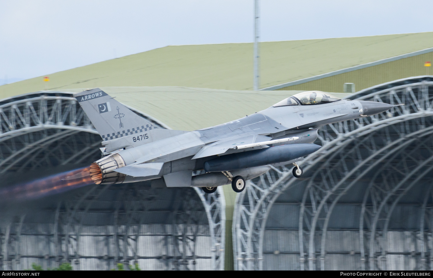 Aircraft Photo of 84715 | General Dynamics F-16A Fighting Falcon | Pakistan - Air Force | AirHistory.net #482406