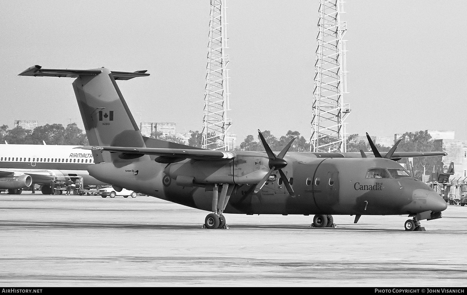 Aircraft Photo of 142801 | De Havilland Canada CC-142 Dash 8 | Canada - Air Force | AirHistory.net #482447