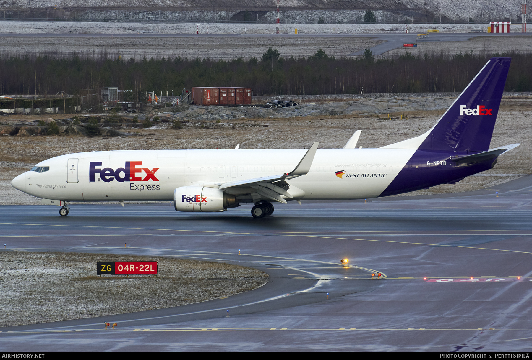 Aircraft Photo of G-NPTD | Boeing 737-83N(BCF) | FedEx Express - Federal Express | AirHistory.net #482552