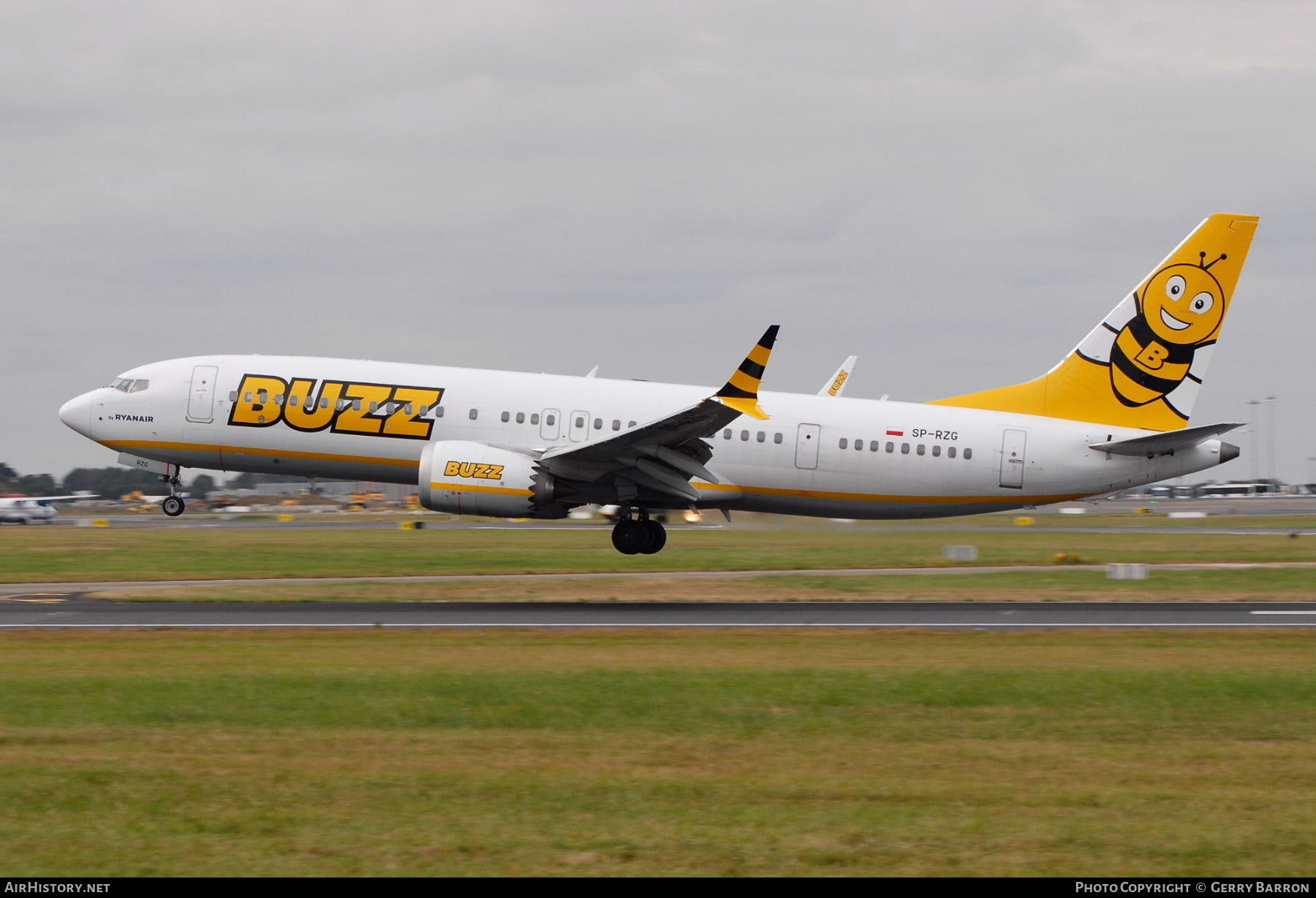 Aircraft Photo of SP-RZG | Boeing 737-8200 Max 200 | Buzz | AirHistory.net #482771