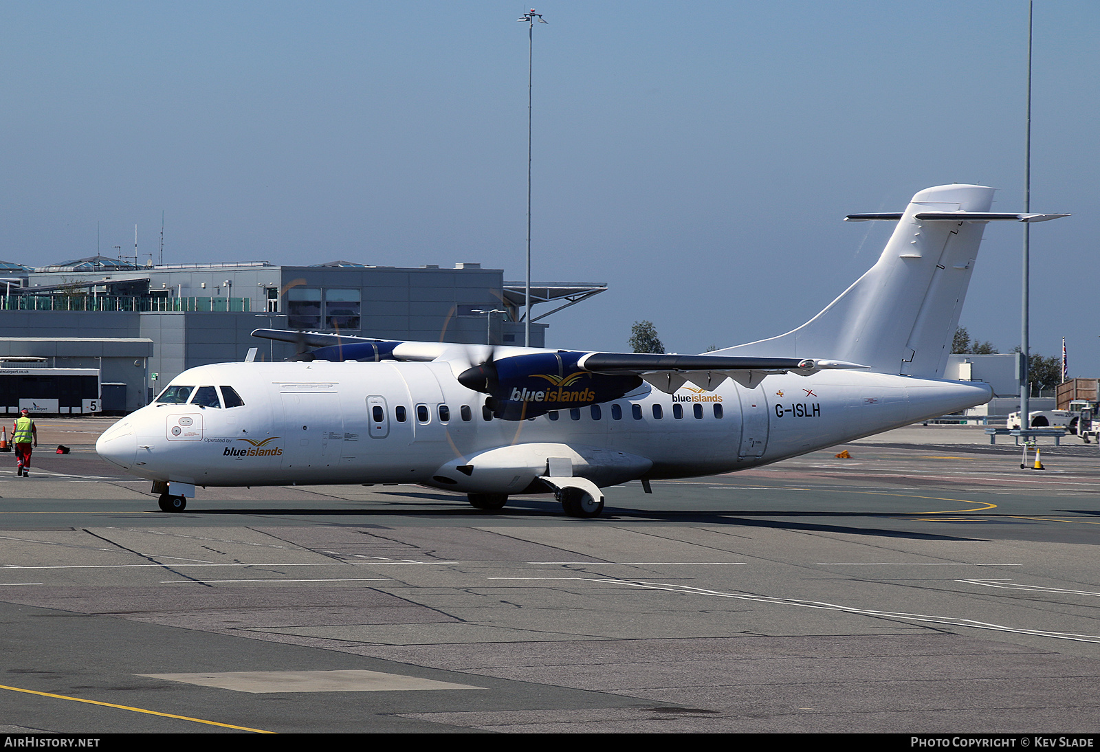 Aircraft Photo of G-ISLH | ATR ATR-42-320 | Blue Islands | AirHistory.net #482786