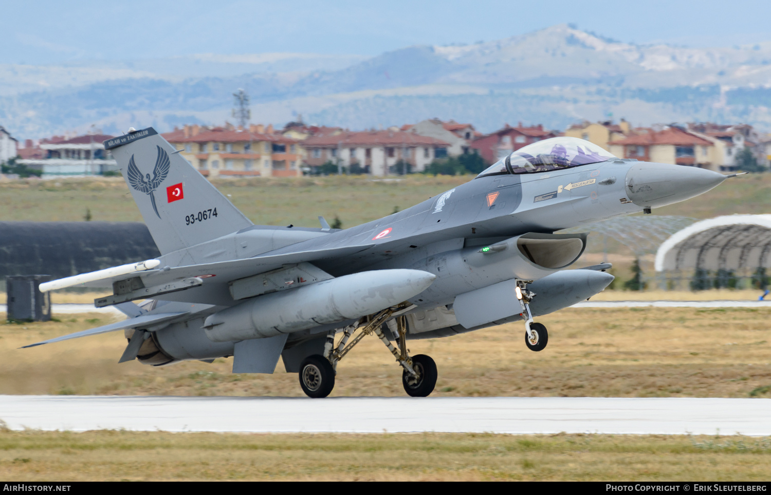 Aircraft Photo of 93-0674 | Lockheed Martin F-16C Fighting Falcon | Turkey - Air Force | AirHistory.net #482965