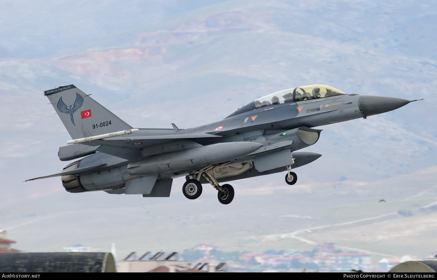 Aircraft Photo of 91-0024 | General Dynamics F-16D Fighting Falcon | Turkey - Air Force | AirHistory.net #482985