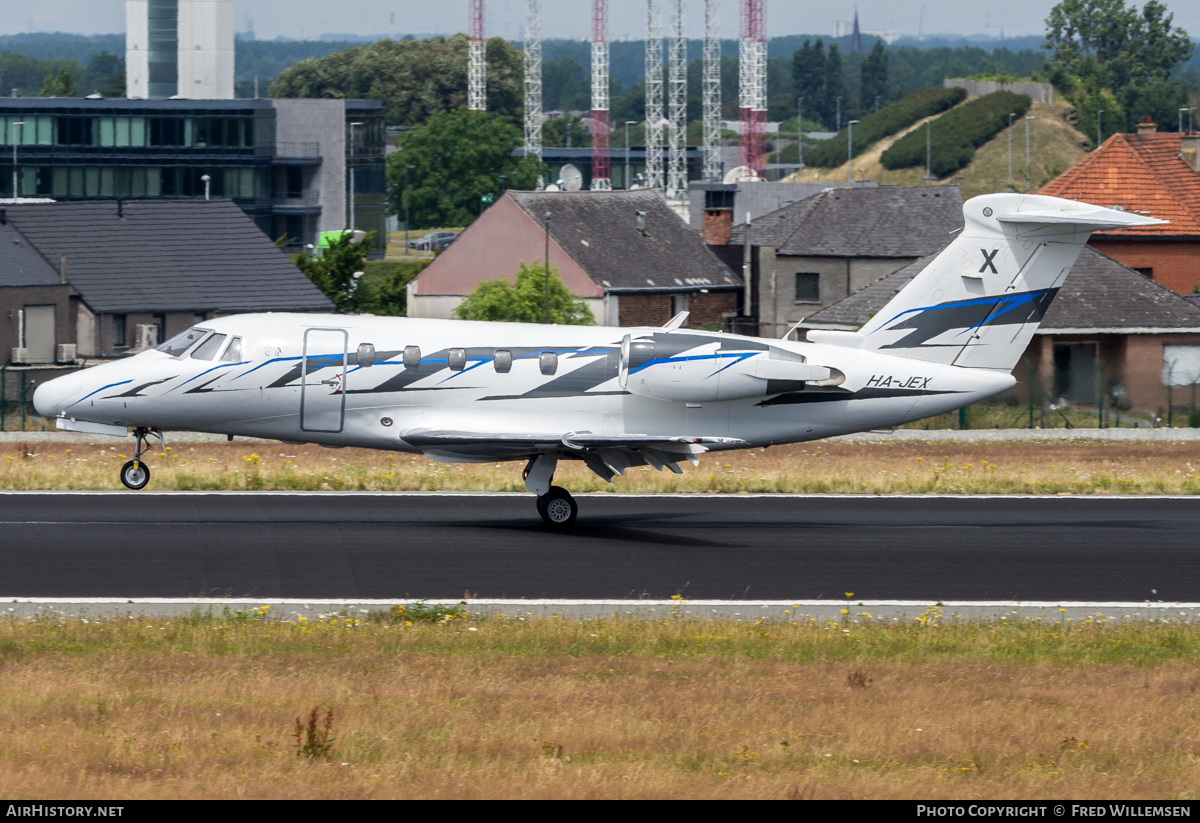 Aircraft Photo of HA-JEX | Cessna 650 Citation VI | AirHistory.net #483233