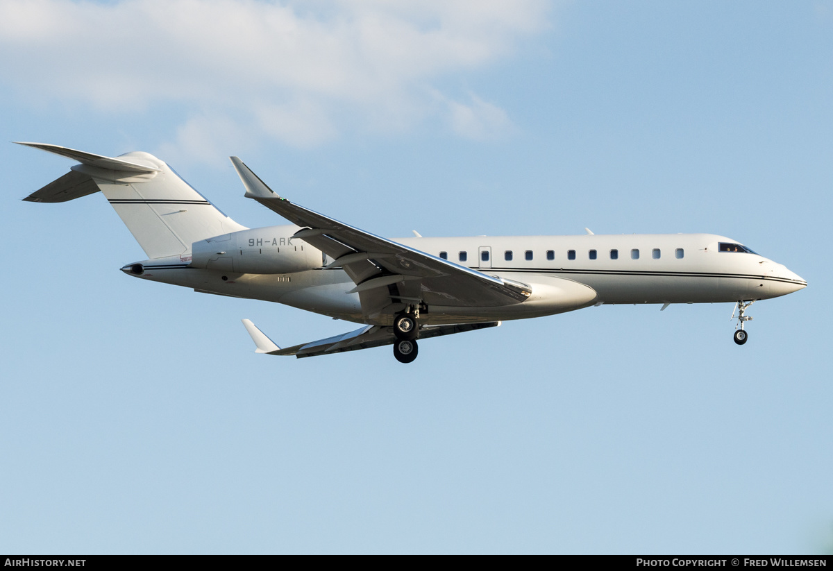 Aircraft Photo of 9H-ARK | Bombardier Global 6500 (BD-700-1A10) | AirHistory.net #483260