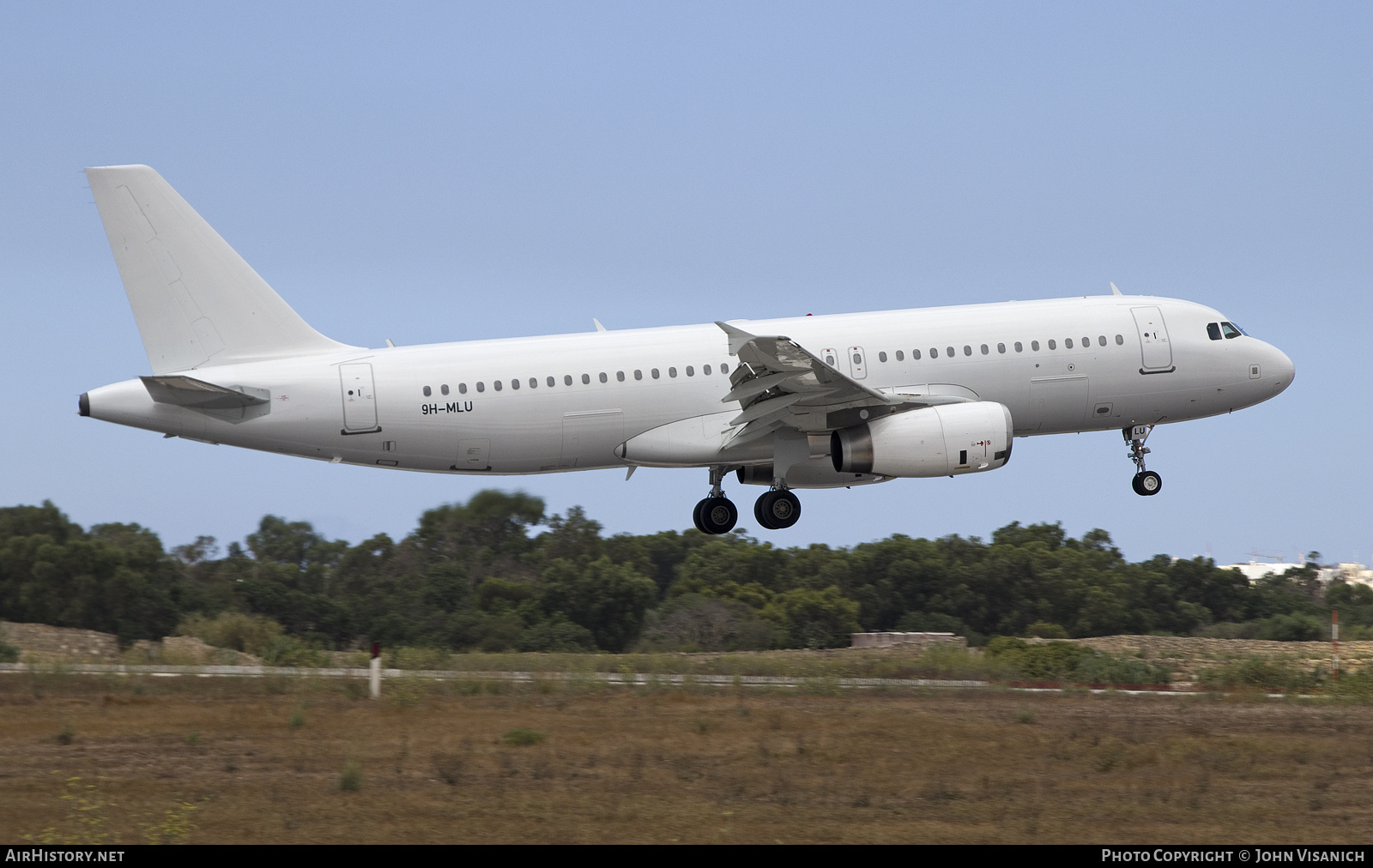 Aircraft Photo of 9H-MLU | Airbus A320-232 | AirHistory.net #483335