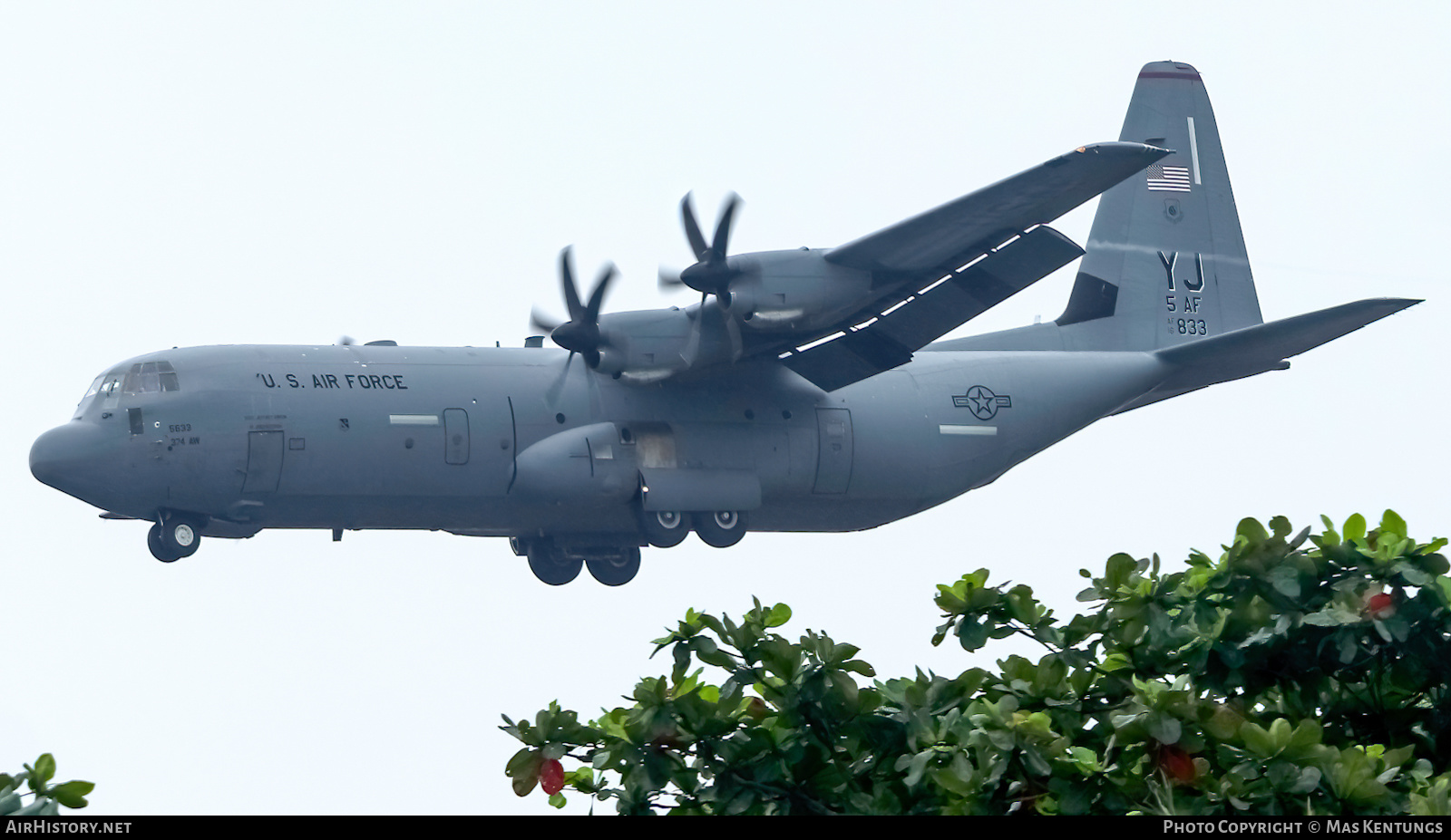 Aircraft Photo of 16-5833 / AF16-883 | Lockheed Martin C-130J-30 Hercules | USA - Air Force | AirHistory.net #483353