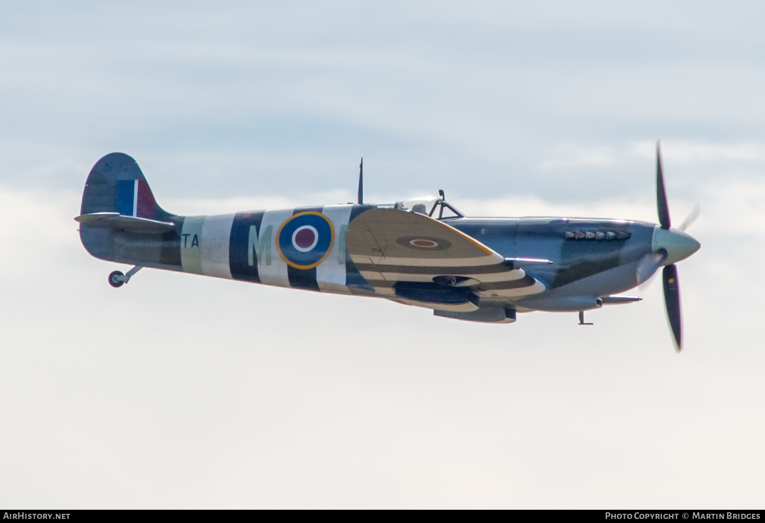 Aircraft Photo of G-PMNF / TA805 | Supermarine 361 Spitfire HF9E | UK - Air Force | AirHistory.net #483383