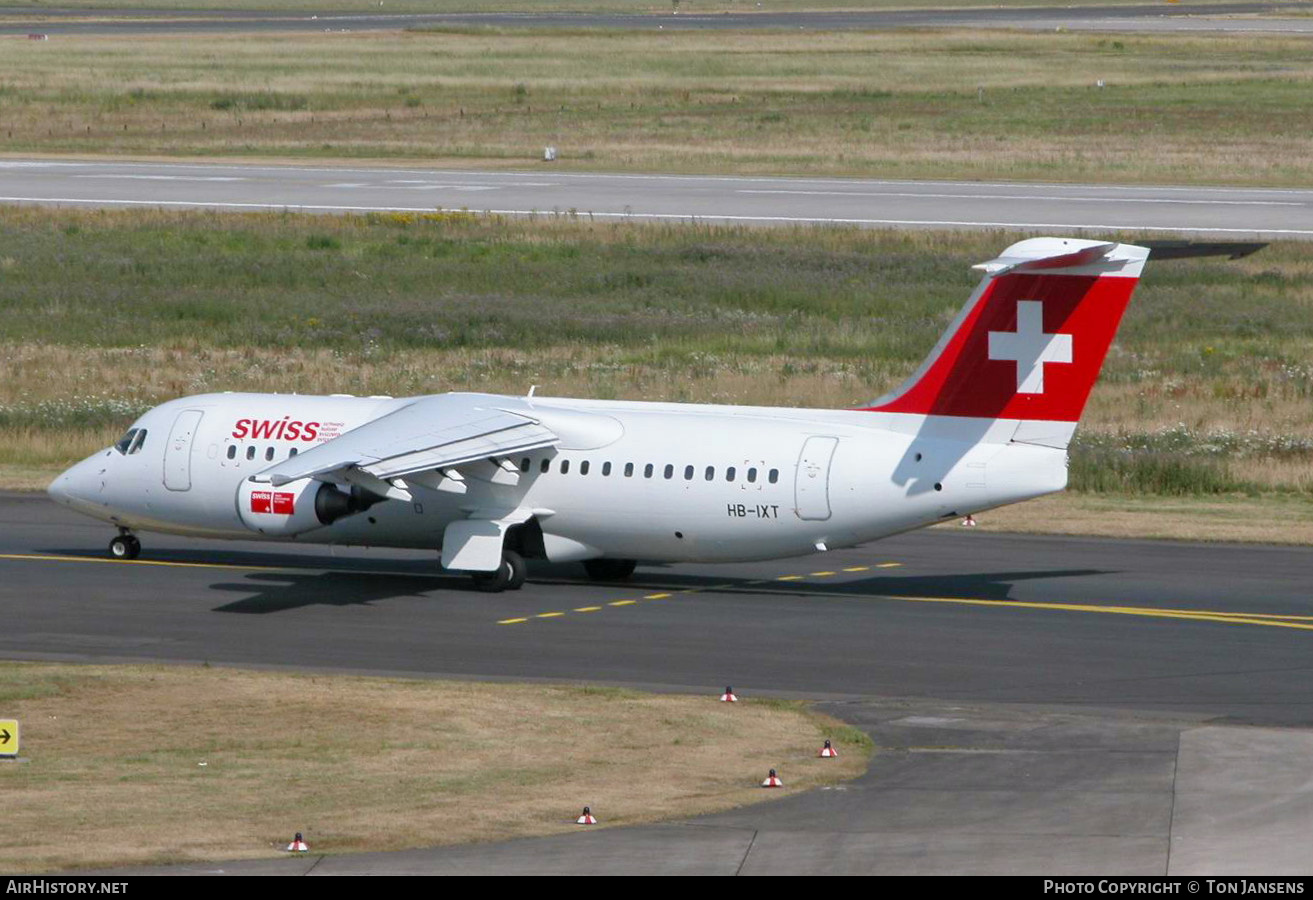 Aircraft Photo of HB-IXT | British Aerospace Avro 146-RJ100 | Swiss International Air Lines | AirHistory.net #483441