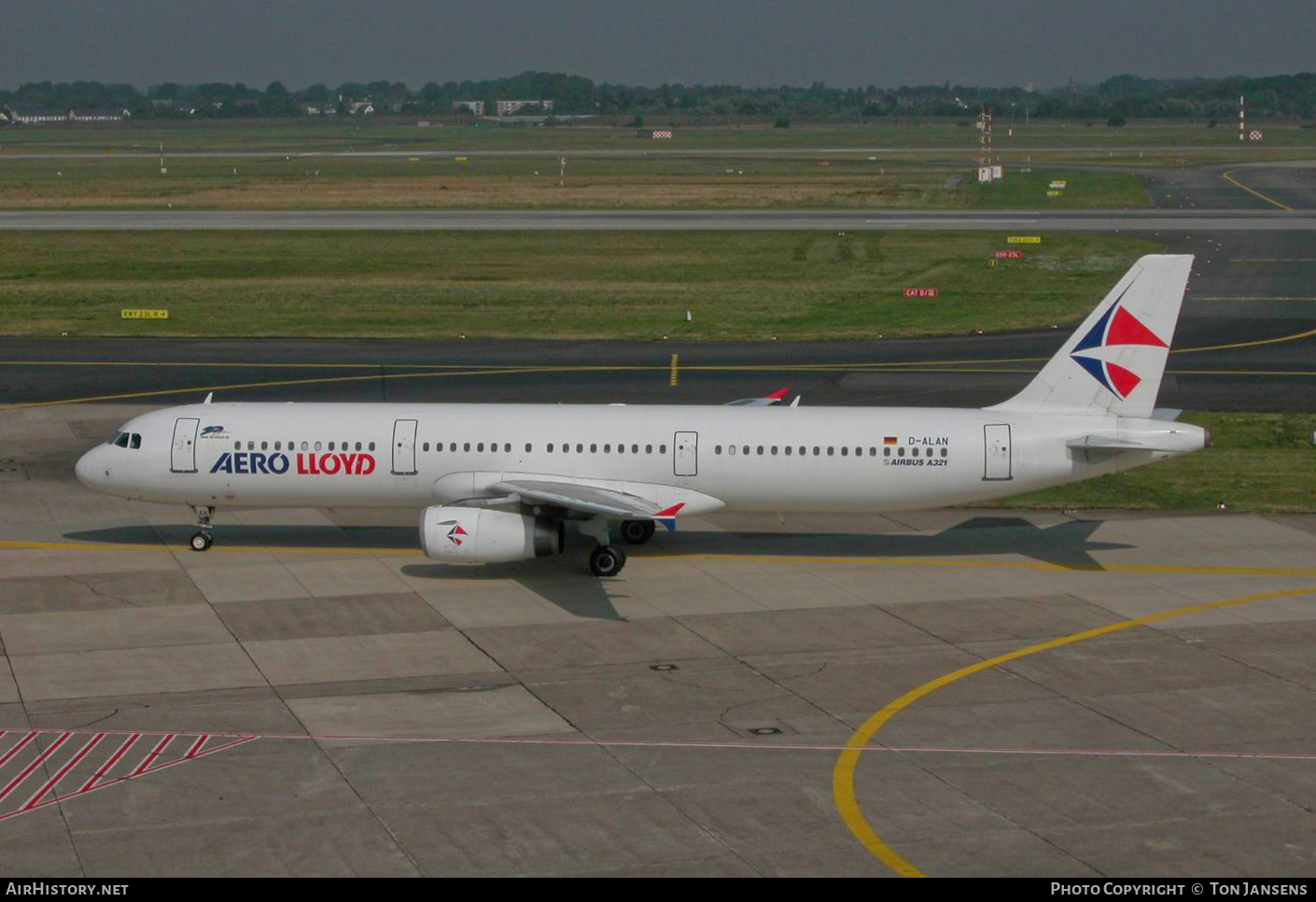 Aircraft Photo of D-ALAN | Airbus A321-231 | Aero Lloyd | AirHistory.net #483650