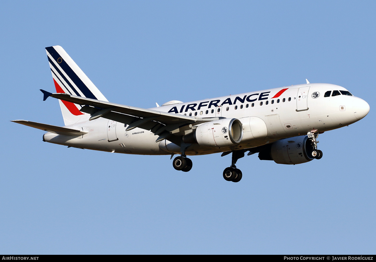 Aircraft Photo of F-GUGQ | Airbus A318-111 | Air France | AirHistory.net #483672