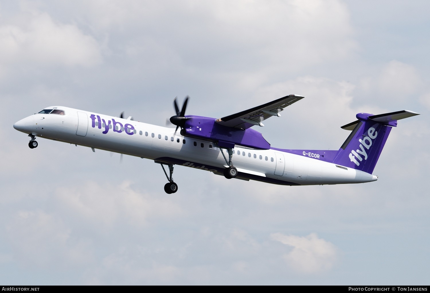 Aircraft Photo of G-ECOR | Bombardier DHC-8-402 Dash 8 | Flybe | AirHistory.net #483738