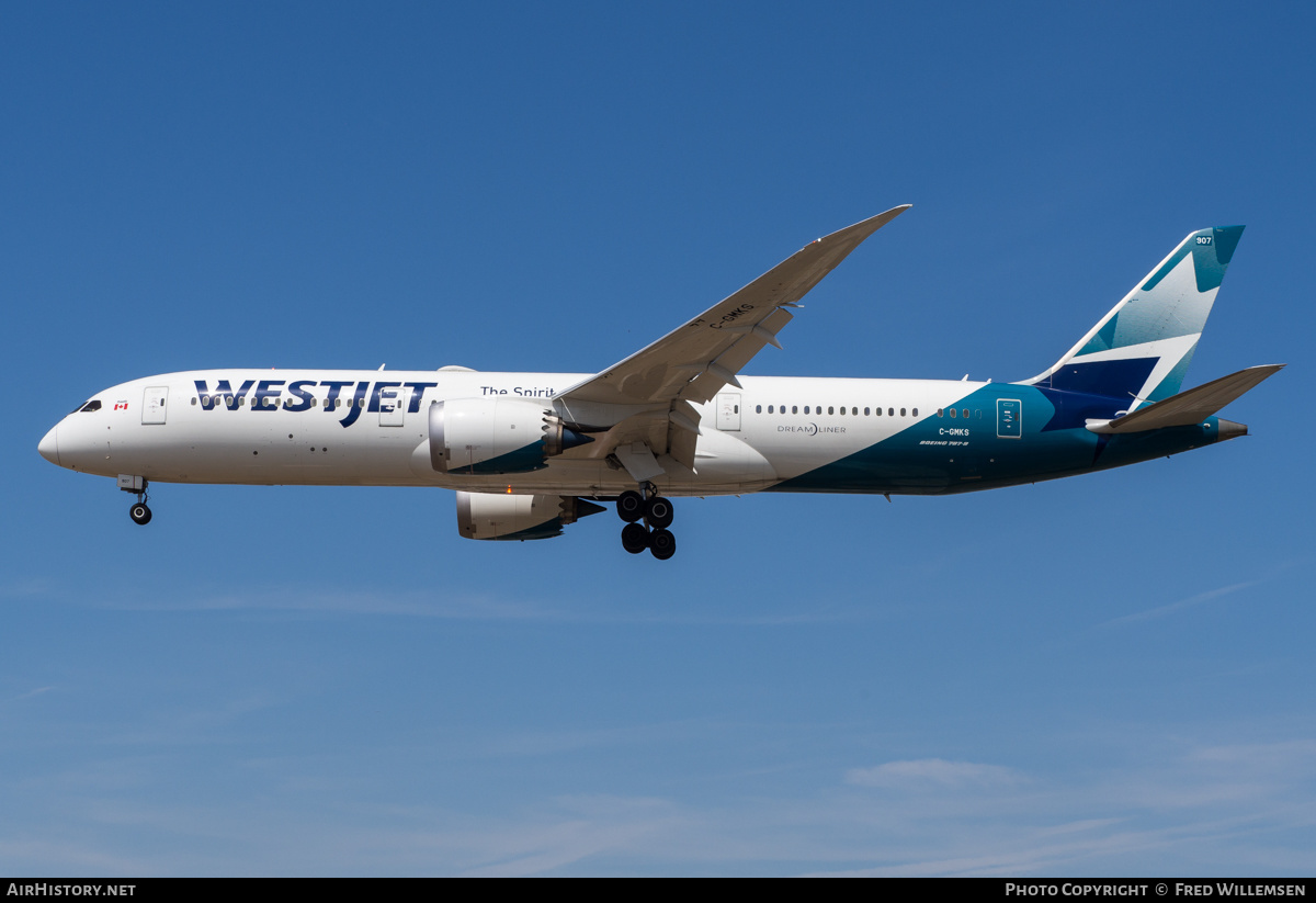Aircraft Photo of C-GMKS | Boeing 787-9 Dreamliner | WestJet | AirHistory.net #483755
