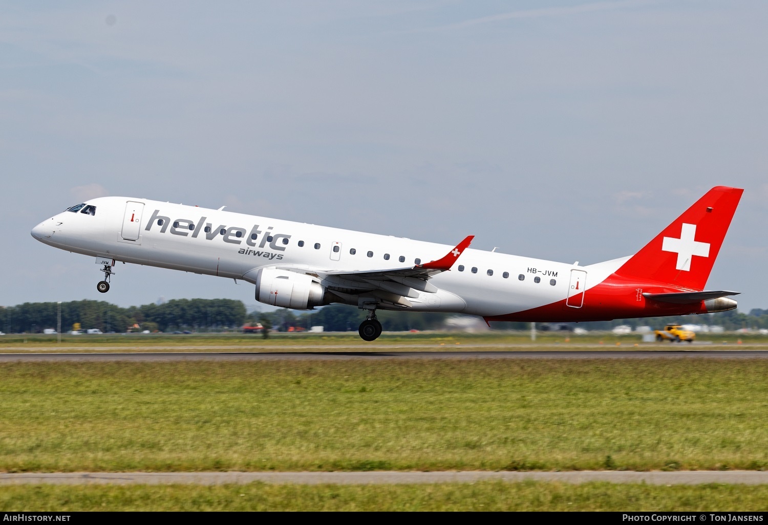 Aircraft Photo of HB-JVM | Embraer 190LR (ERJ-190-100LR) | Helvetic Airways | AirHistory.net #483762