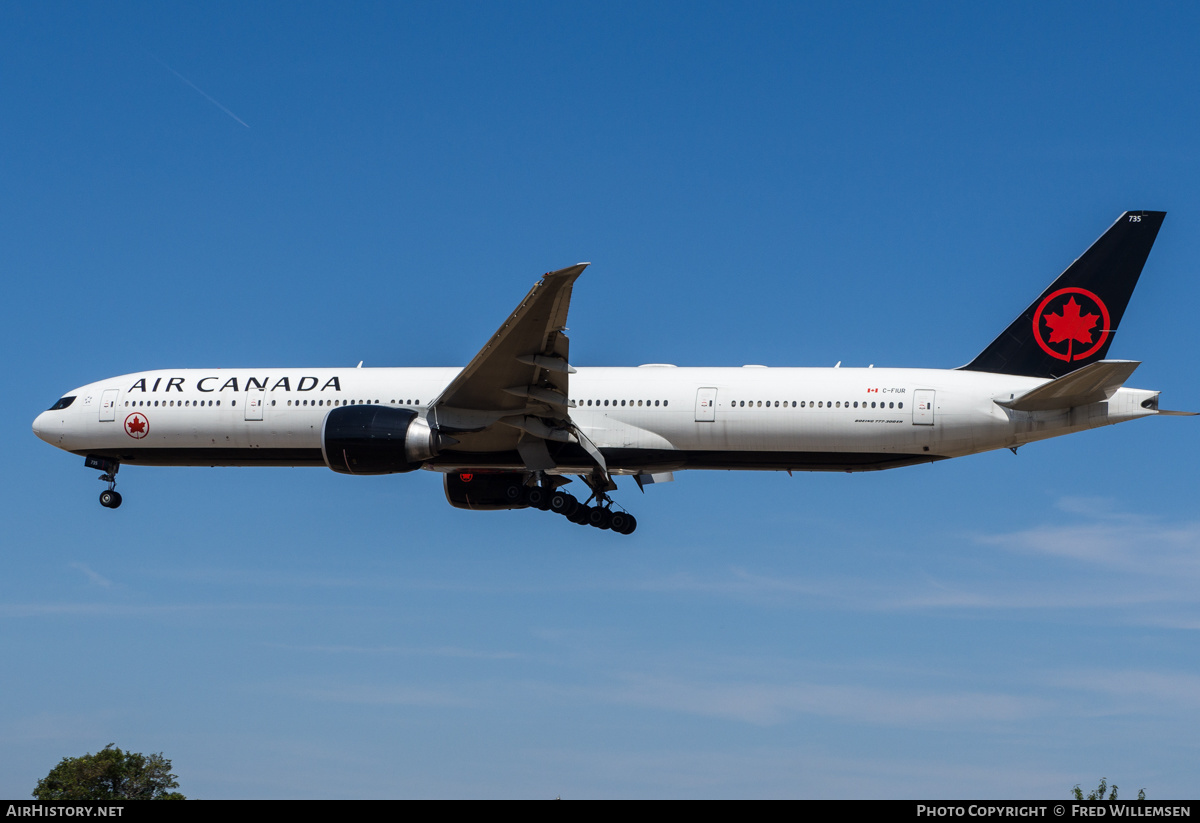 Aircraft Photo of C-FIUR | Boeing 777-333/ER | Air Canada | AirHistory.net #483796