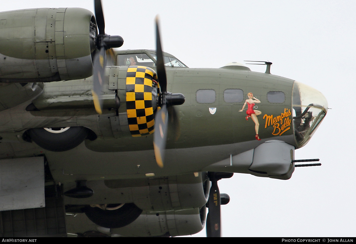 Aircraft Photo of G-BEDF / 124485 | Boeing B-17G Flying Fortress | USA - Air Force | AirHistory.net #483821