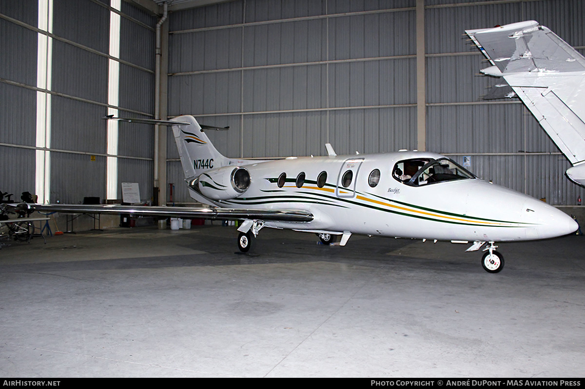 Aircraft Photo of N744C | Beech Beechjet 400A | AirHistory.net #483843